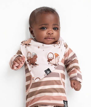 Bib in Board Bunnies