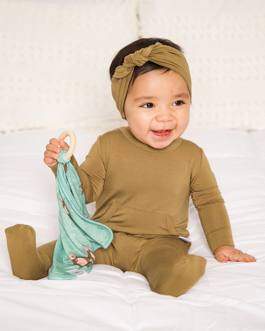 Lovey in Otters | Bamboo Viscose