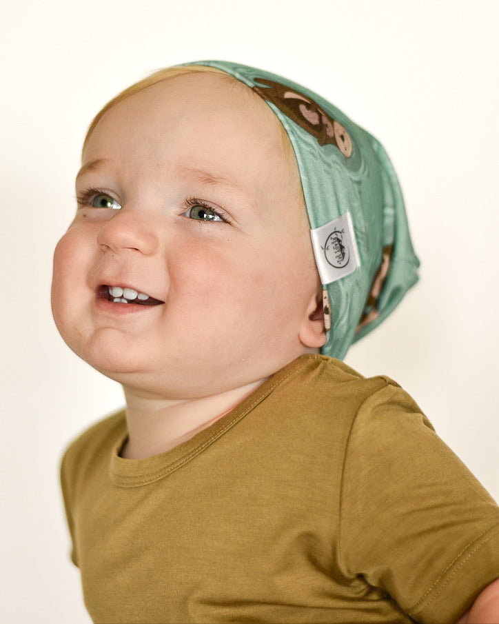 Beanie in Otters | Bamboo Viscose