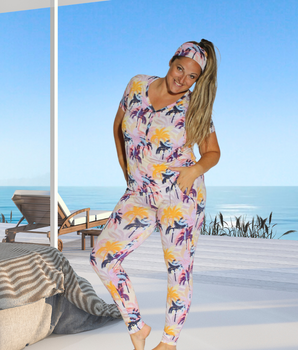 Women’s 2 pc Loungewear Set in Tropic Palms