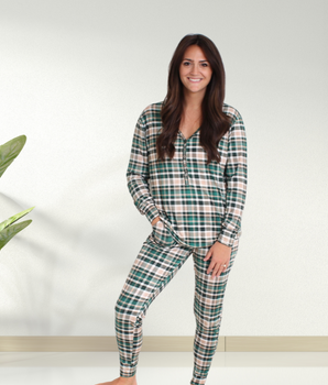 Women’s 2 pc Loungewear Set in Jaded Plaid