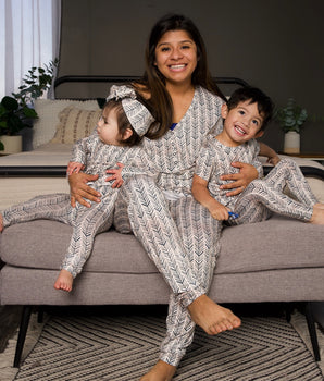 Women’s 2 pc Loungewear Set in Green Arrows