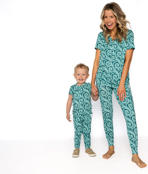 Women’s 2 pc Loungewear Set in Hurricane