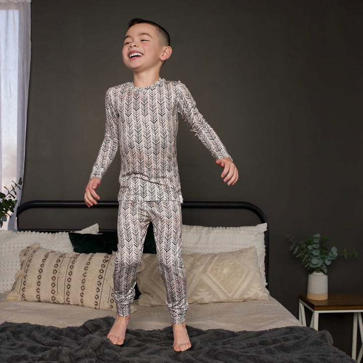 2 pc Loungewear Set in Green Arrows | Bamboo Viscose