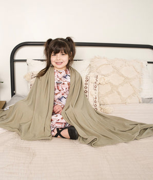 Blanket in Moss
