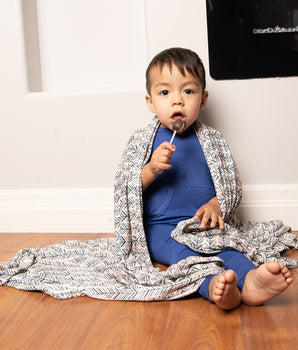 Blanket in Green Arrows