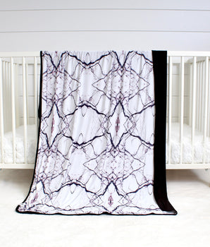 Blanket in Marbled Bianco