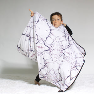 Blanket in Marbled Bianco | Bamboo Viscose