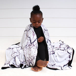 Blanket in Marbled Bianco | Bamboo Viscose